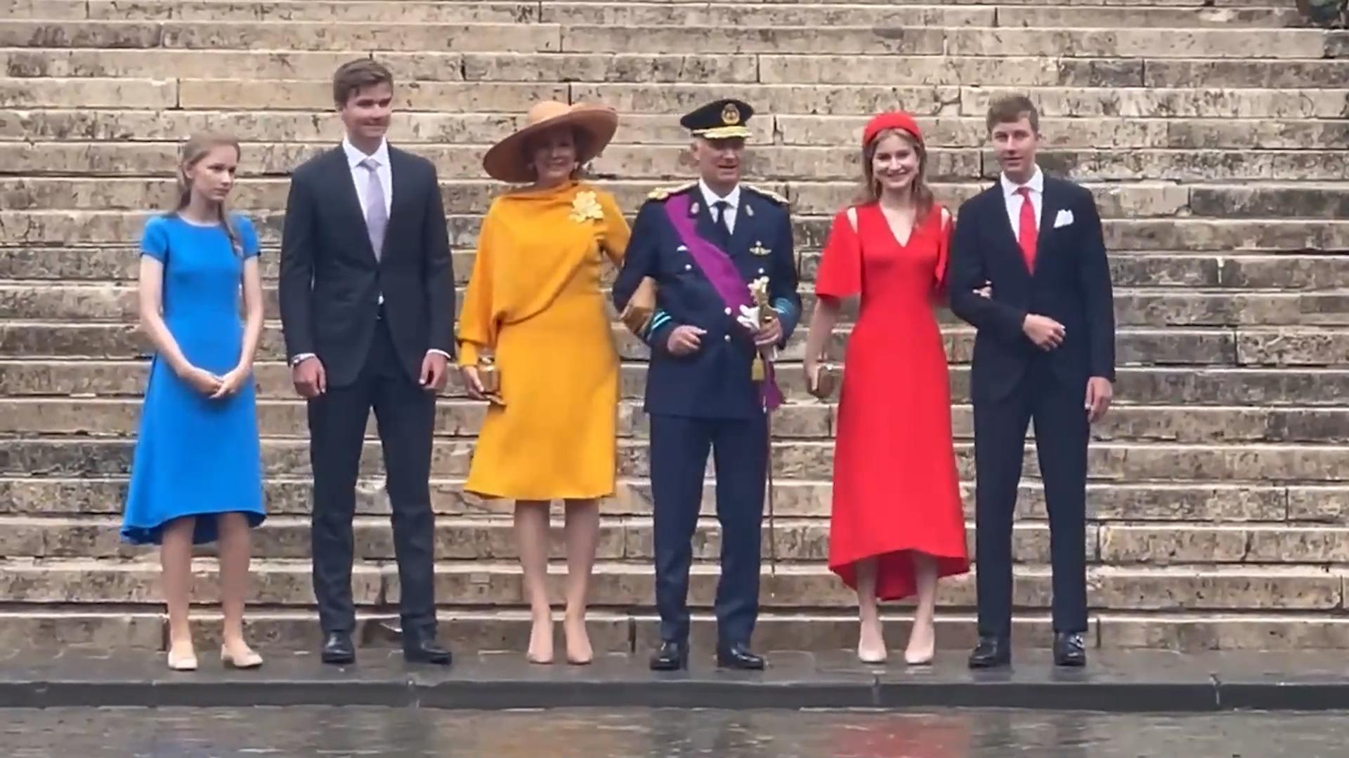 Koninklijke Familie Viert Nationale Feestdag De Standaard