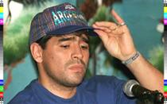 Maradona kan weer ademen zonder medische hulp