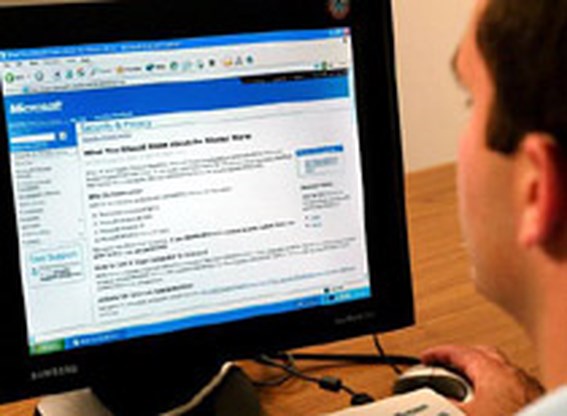 Nieuw virus wenst u prettige kerst