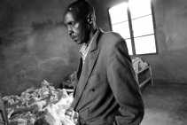 In het ,,holocaustmuseum van Rwanda'' werden historische artefacten, kunstwerken en lichaamsresten van slachtoffers samengebracht.