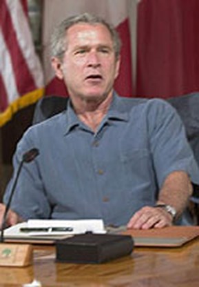 Buitenlandbeleid Bush opnieuw onder binnenlands vuur  