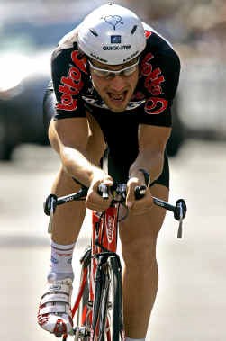 ,,Ik ben blij dat alles herbegint'', zegt Tom Boonen. ,,De laatste trainingen waren vervelend. Het is tijd om te koersen.''