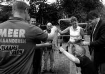 Marie-Rose Morel op de dag van de bekendmaking dat ze als ,,onafhankelijke'' op de lijst van het Vlaams Blok komt. Behalve bij vrouwen en hoger opgeleiden is het Blok doorgedrongen tot alle lagen van de bevolking.