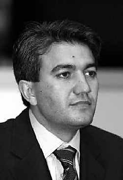 Emir Kir.