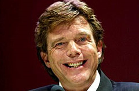 John De Mol doet zaken met Bono
