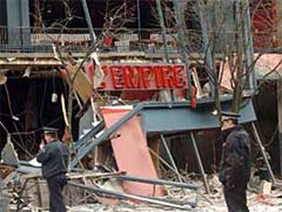 Theater in Parijs door explosie vernield
