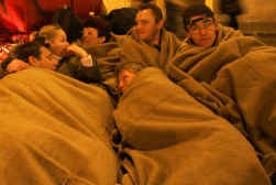 Poolse rouwenden hebben de nacht doorgebracht op het Sint-Pietersplein.