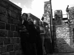 De vijf ,,jonge programmamakers'' die in het Gravensteen hun eerste concerten organiseren.