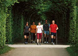 Nordic walking belast in sommige gevallen de gewrichten meer dan joggen.