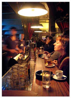 Roken op café mag nog, maar niet in het café van de Ancienne Belgique.