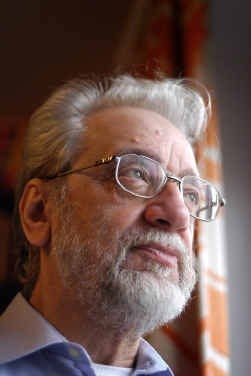 Walter Van den Broeck: 'Ik kan niet anders dan trouw zijn aan mijn afkomst.'