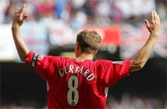 Gerrard mist training, Rooney wacht bang af