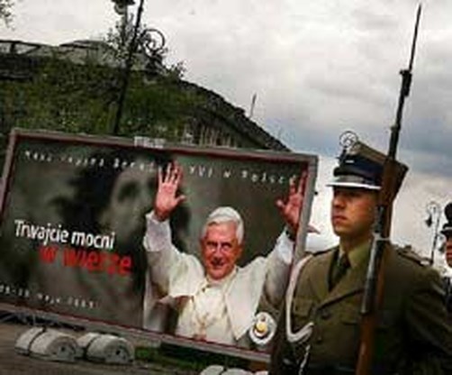 Paus brengt vierdaags bezoek aan Polen