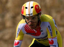 ,,In de jaren die me nog resten als wielrenner, wil ik bewijzen dat het ook zonder doping kan'', zegt David Millar.