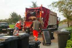 Ophaling van het huisvuil in de ooit zo vervloekte containers.