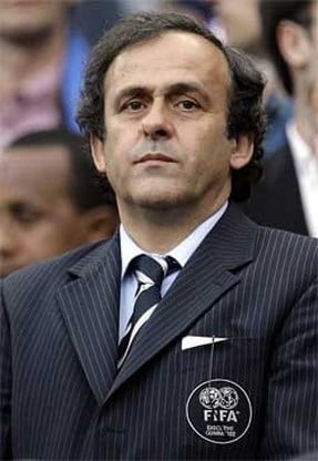 Platini wil voorzitter UEFA blijven