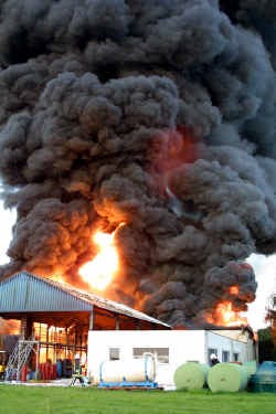 Bij de brand in 2001 had de brandweer de vlammen pas na vier dagen onder controle.