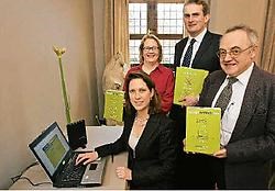 Willy Leune en zijn medewerkers stelden Clearwire voor in Leuven. Brussel kent het aanbod al langer.Koen Merens<br>