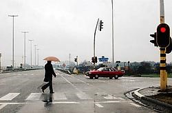De N42 in Zottegem. In afwachting van de verbreding beginnen volgend jaar al de werkzaamheden voor de rechttrekking van de gewestweg in Herzele.Carol Verstraete