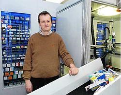 ,,De robots zijn op en top West-Vlaams, we mogen ook eens chauvinistisch zijn'', zegt Hans Demeulenaere. Stefaan Beel<br>