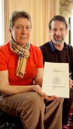 Mia Kerstens en Wilbert De Leyn presenteren voor de 22ste keer het jaarboek van Belledaal.Rudy De Saedeleir<br>