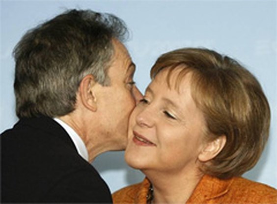 Merkel verwijst naar ,,joods-christelijke’’ wortels EU bij 50 jaar Verdrag van Rome