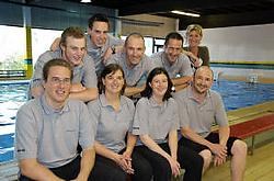 Het team dat de oversteek wil wagen bestaat uit Maya Devriendt, Timo Christiaen, Ulrike De Ridder, Bjorn Reybrouck, Johan Rycx, Jean Pierre Deckmyn en Nico Belpaeme. Trainer Frank Coucke en kinesitherapeut Peter Crombez zorgen voor ondersteuning. Els Verh