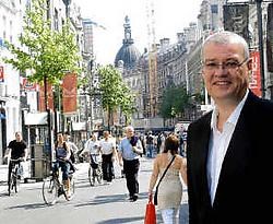 Philippe Thewissen stelde gisteren het feestprogramma ter ere van het 750-jarig bestaan van de Meir voor. Koen Fasseur <br>