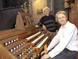 Het orgel van de Sint-Petrus-en Pauluskerk was al verschillende keren onbespeelbaar, maar viert deze avond toch zijn honderdste levensjaar. <br>Els Verhaeghe<br>