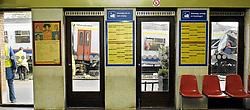 Het station van Izegem, vrijdagmiddag. Het beschadigde spoor moet tegen zondag volledig klaar zijn. ap<br>