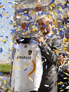 David Beckham met het shirt van LA Galaxy. rtr<br>