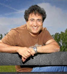 Hassan Amaghlaou wil een festival dat de Limburgse diversiteit uitstraalt. Yorick Jansens<br>