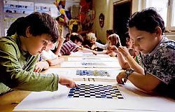 Doordat in de Wereldschool meerdere kunstvormen aan bod komen, vinden de leerlingen wel de expressievorm die hen het beste ligt. Wim Daneels<br>