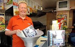 Floris Bakker wil met zijn 'Frietlied' naar de top.Yvan De Saedeleer<br>