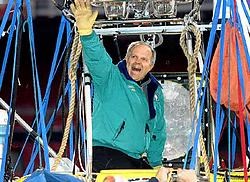 Avonturier Steve Fossett is ondertussen meer dan twee weken vermist. reuters<br>