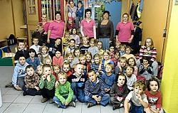 De kinderen van het gemeentelijk kinderopvanginitiatief Okido in Kachtem. Stefaan Beel<br>