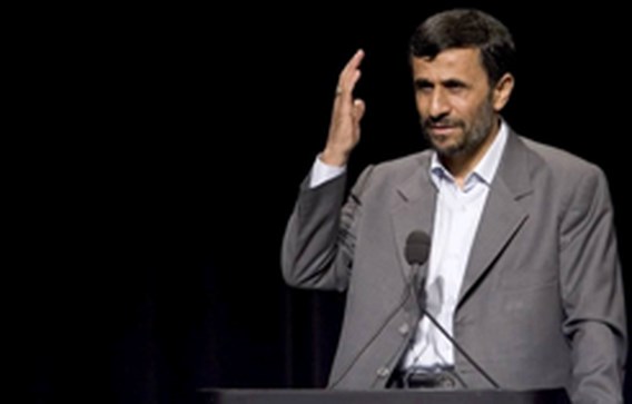 Weinig meegaand publiek voor Ahmadinejad bij lezing in New York