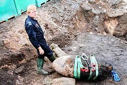 Commandant Savelkoels van Dovo: 'Eens we zicht hadden op het ontstekingsmechanisme, zagen we dat we vertrouwd waren met het type.' Vacas