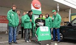 De leden van de stakingspost voelen zich bedrogen door de directie van GB.Yvan De Saedeleer