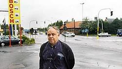 Herbert Ide: 'De situatie aan Rijsselende is misschien iets veiliger geworden, maar voor de handelaars met een zaak aan het kruispunt is het een commercieel drama.' Stefaan Beel