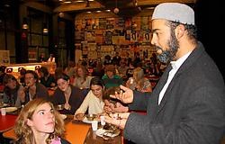 Een imam kwam uitleg geven over zijn geloof.Johan Van Cutsem <br>