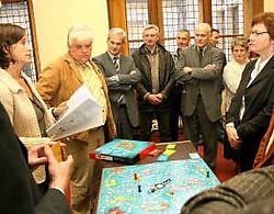 Het 3D-spel moet maatschappelijke thema's als agressie en middelengebruik op school makkelijker bespreekbaar maken. Emiel Vermeir