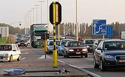 Op het kruispunt aan de Chartreuseweg gebeurde opnieuw een dodelijk ongeval tijdens een kop-staartbotsing. mvn<br>