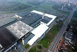Busworld kampt duidelijk met plaatsgebrek en moest 10.000 m2 tijdelijke hallen laten bijbouwen.<br>Patrick Holderbeke<br>