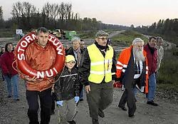 Al sinds 2003 protesteren Antoine Denert en zijn Wachters van de Polder elke dinsdag tegen de aanleg van de potpolder. In al die jaren liet Denert maar een keer verstek gaan. Paul De Malsche