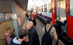 De treinreizigers voelen de problemen met lijn 60 al te goed tijdens de spitsuren in het station van Asse.<br>Yvan <br>De Saedeleer