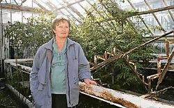 Lieve Gheysens, hier in een gesloten serre, is ongelukkig met het verval van de Plantentuin.Koen Merens<br>