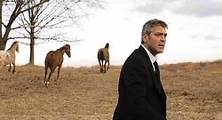George Clooney moest er als Michael Clayton afgepeigerd uitzien. Geen probleem, hij wás ook afgepeigerd. Myles Aronowitz<br>