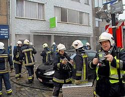 De brandweer van Vosselaar en Beerse ontruimde fitnesscentrum Hi-Tech en de bovenliggende appartementen. Ton Wiggenraad
