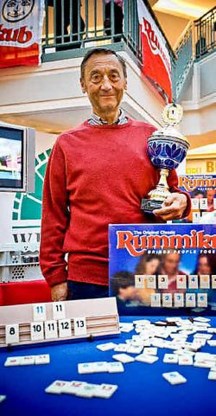 Marc Vermeulen won 495euro door Rummikub te spelen. Wim Daneels<br>